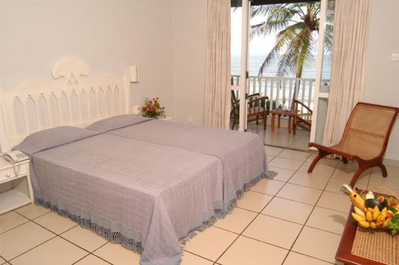 Hotel Sunset Beach Negombo Extérieur photo